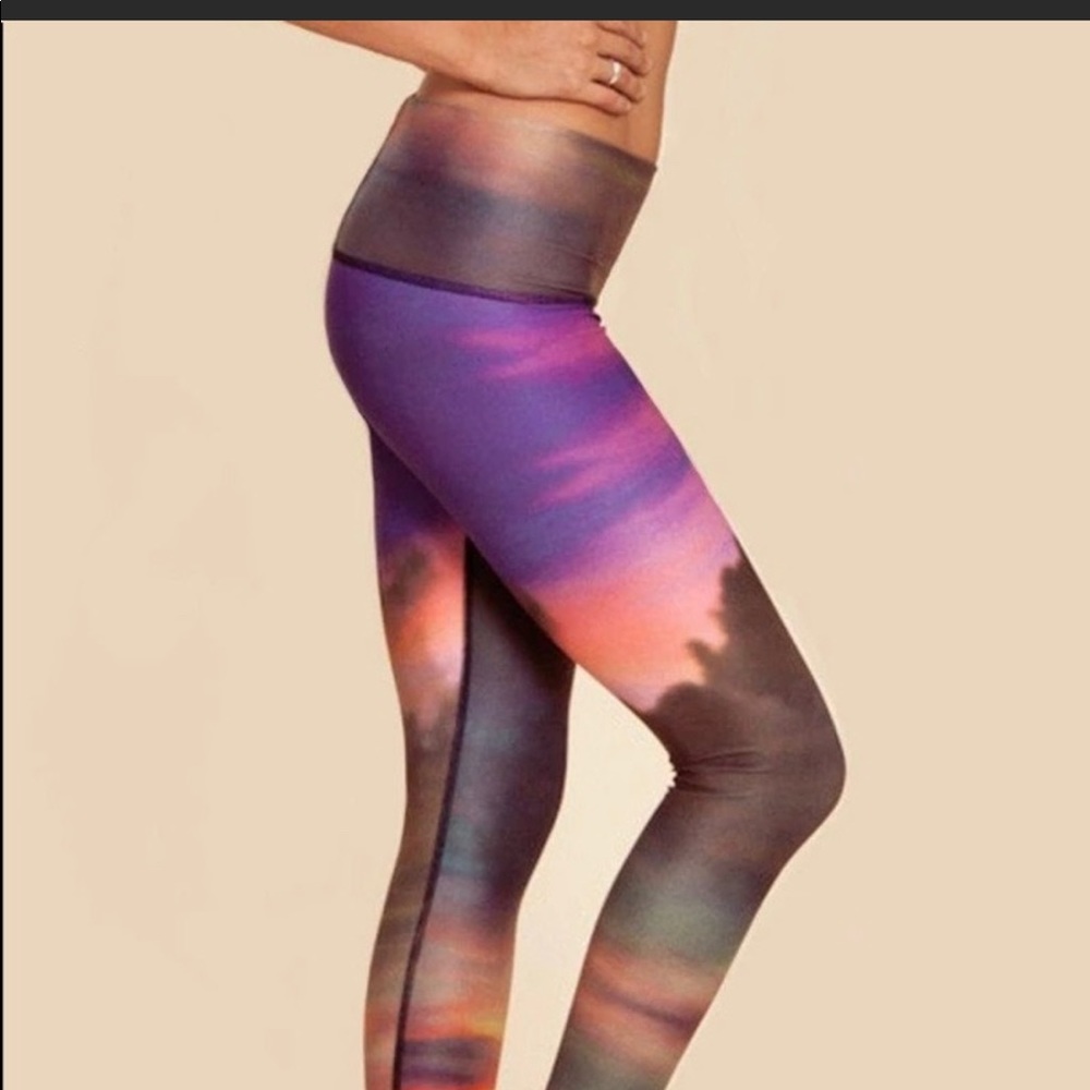 Teeki Cloud leggings